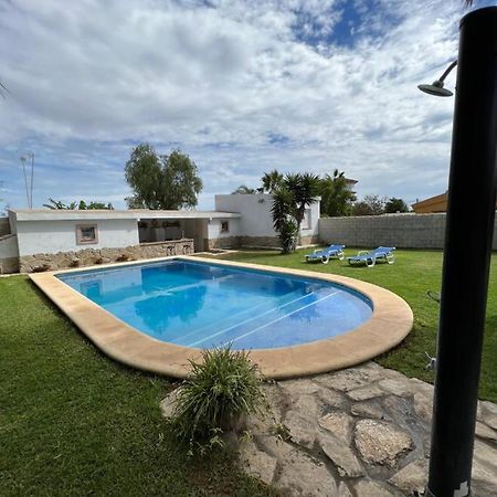 Chalet En La Barrosa, Piscina+Bbq+Grifo De Cerveza Chiclana de la Frontera Exteriér fotografie