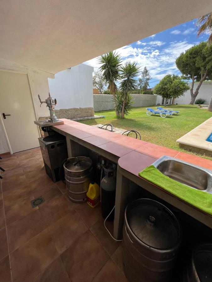 Chalet En La Barrosa, Piscina+Bbq+Grifo De Cerveza Chiclana de la Frontera Exteriér fotografie